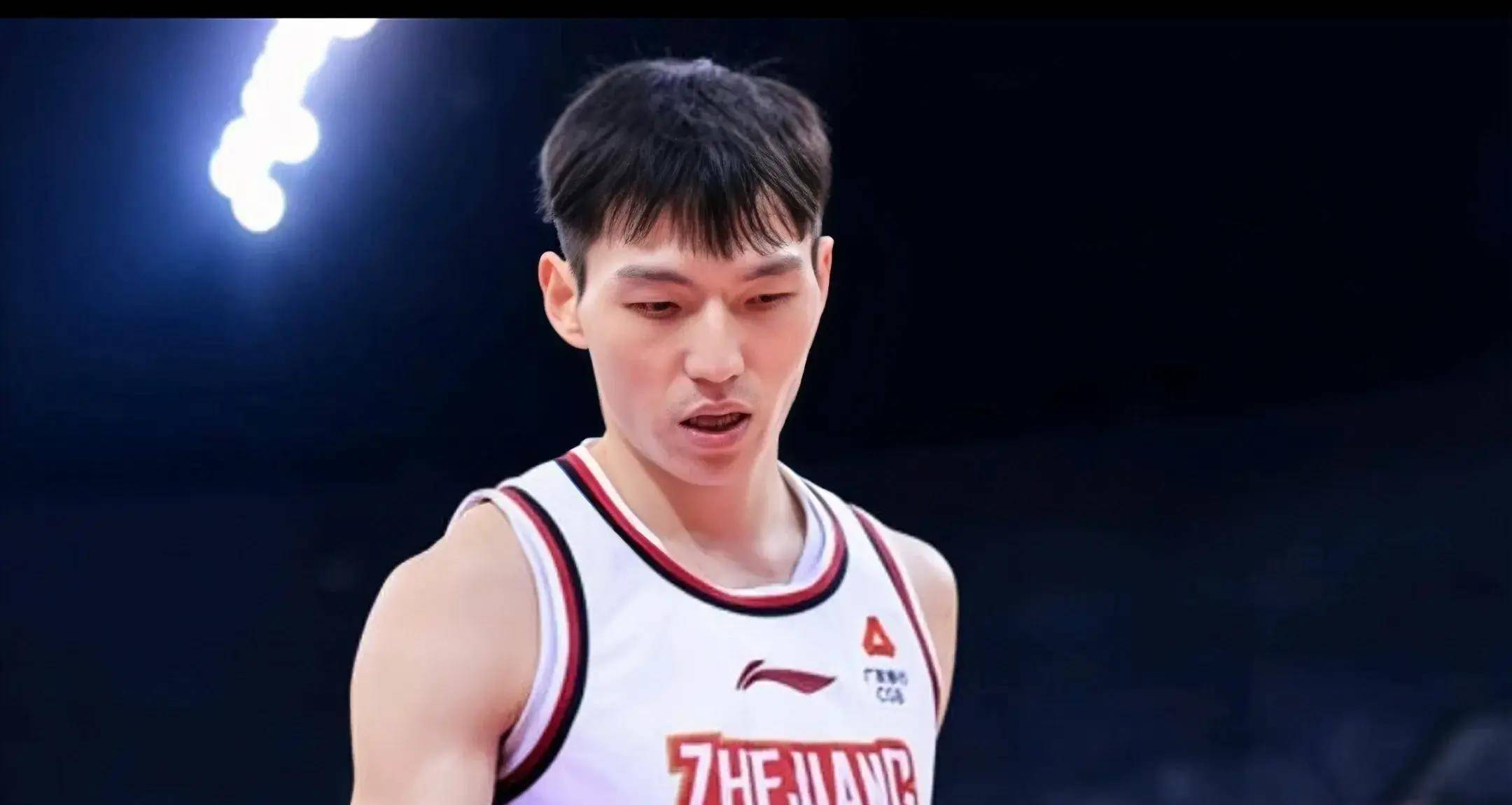 AYX体育首页-关于深圳男篮迎CBA季后赛关键赛，赛前复出首秀，态度坚定，训练强度明显提升的信息